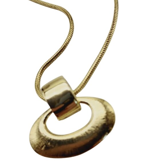 VTG Carolina Herrera Necklace Reversible Gold & Black Enamel Snake Chain Pendant - Picture 2 of 16